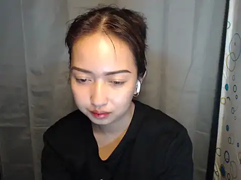 Snapshot of Soft_Angel8 chatting on 04-05-26, 03:31 Soft Angel8 online show from 04-05-26, 03:31