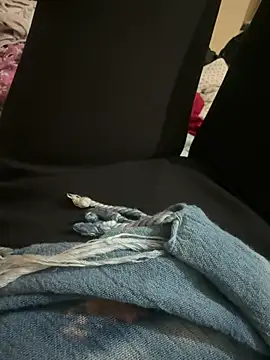 Snapshot of crazy111girl chatting on 02-05-26, 05:39 crazy111girl online show from 02-05-26, 05:39