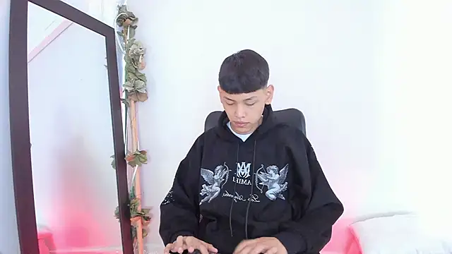 zeus blaze online show from 09-12-25, 11:54