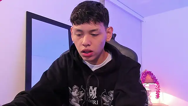 zeus blaze online show from 09-17-25, 12:18