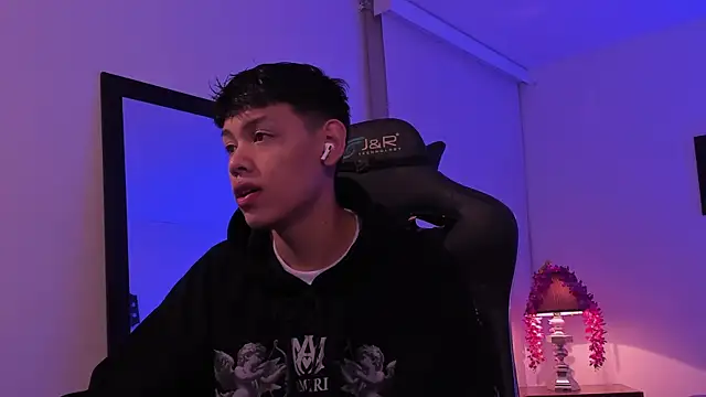 zeus blaze online show from 09-18-25, 03:30