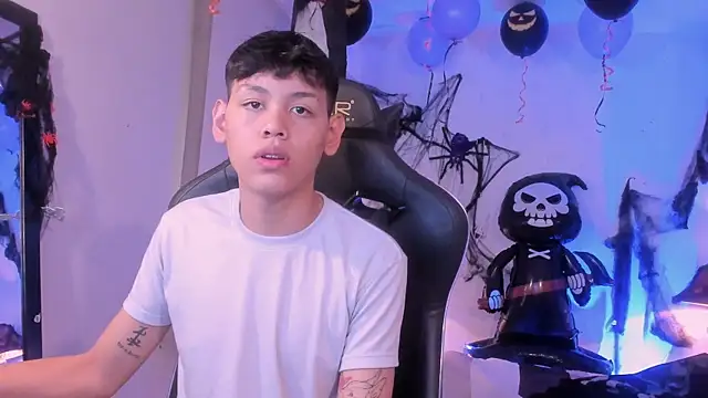 zeus blaze online show from 10-18-25, 11:44