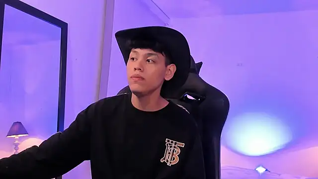 zeus blaze online show from 11-04-25, 07:29