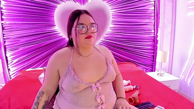 Lushi Love online show from 07-18-26, 03:11