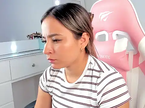 Saloome miller online show from 10-17-25, 04:04