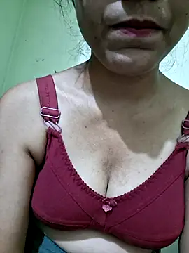 Snapshot of Telugu___Sexygirl___Naidu chatting on 04-19-26, 08:46 Telugu Sexygirl Naidu online show from 04-19-26, 08:46