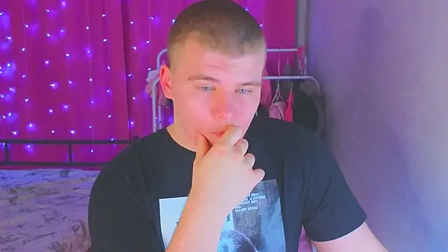 kittenmurr online show from 02-22-26, 09:13