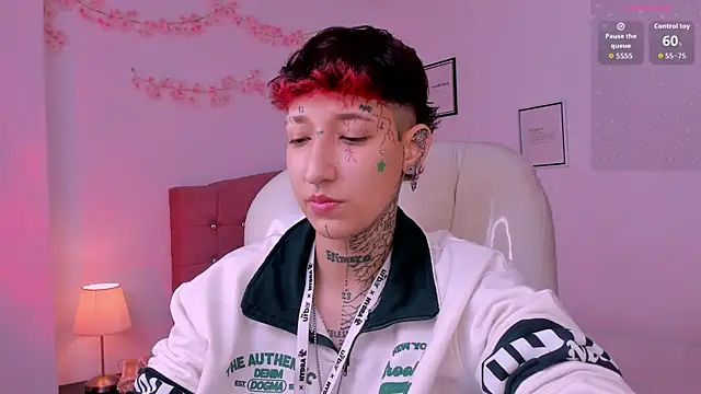 Luci Rose online show from 04-12-26, 10:04