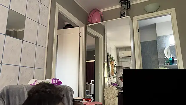 Secret Lovers1 online show from 07-11-26, 01:36