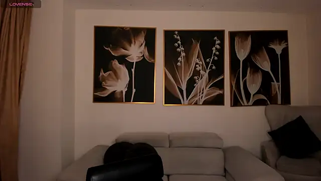 Snapshot of NovaSpencer chatting on 01-06-26, 08:23 NovaSpencer online show from 01-06-26, 08:23