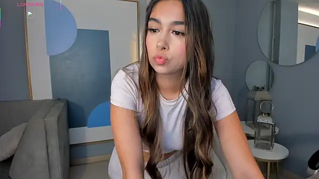 VeronicaBlue online show from 06-29-26, 10:10