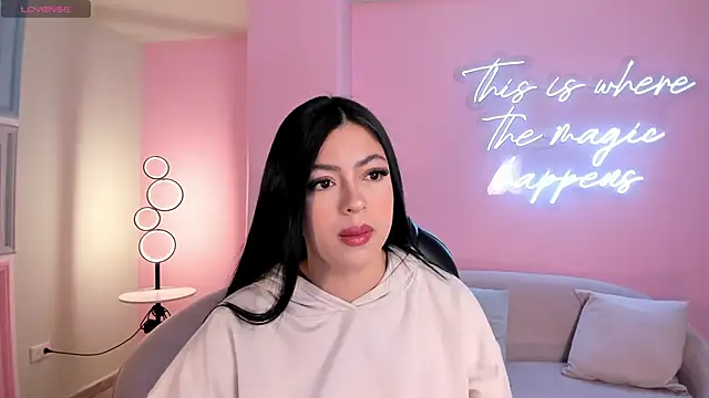 NataliaGaret online show from 12-18-25, 02:06