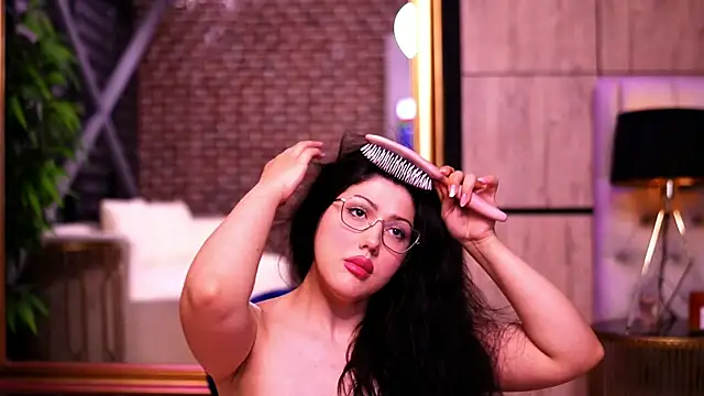 AlenaCapricious online show from 05-08-26, 06:13