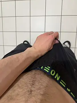 Dicksxd online show from 04-11-26, 09:52