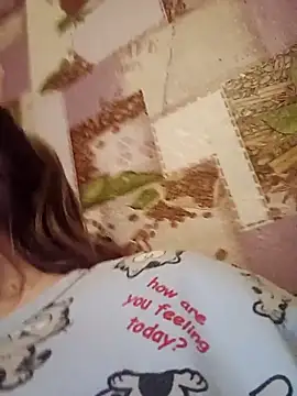 Kiss Eva online show from 03-11-26, 06:14