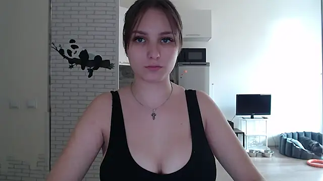 Leonaalove online show from 04-04-26, 01:08