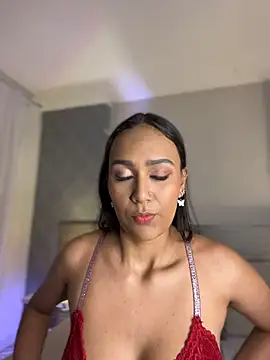 Snapshot of MiilaBlake chatting on 05-14-26, 07:42 MiilaBlake online show from 05-14-26, 07:42