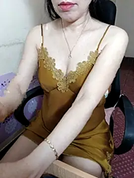 Snapshot of Moona_heny chatting on 04-14-26, 11:44 Moona heny online show from 04-14-26, 11:44