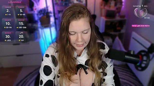 Snapshot of sunymilky chatting on 10-29-25, 02:19 sunymilky online show from 10-29-25, 02:19