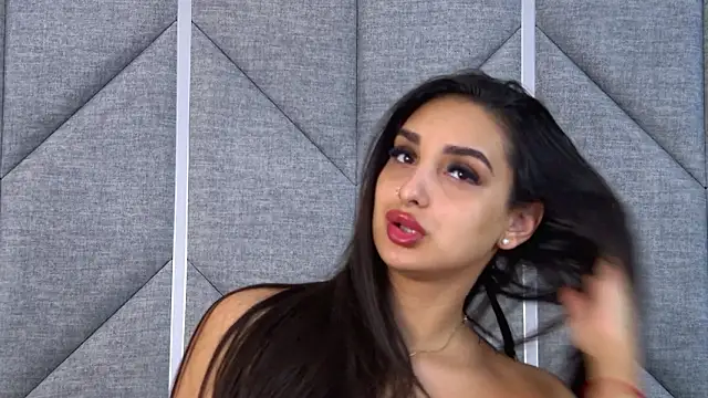 Snapshot of Kimberlymav chatting on 03-14-26, 05:13 Kimberlymav online show from 03-14-26, 05:13