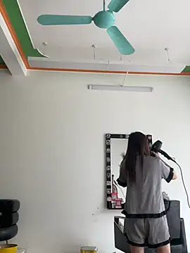 Snapshot of Sury-babi chatting on 03-15-26, 05:13 Sury-babi online show from 03-15-26, 05:13