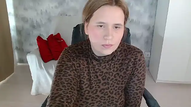 AdelinaLawson online show from 04-17-26, 08:50