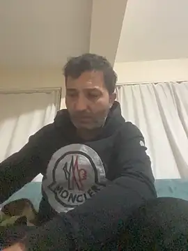 Snapshot of abs1088 chatting on 10-26-25, 08:15 abs1088 online show from 10-26-25, 08:15