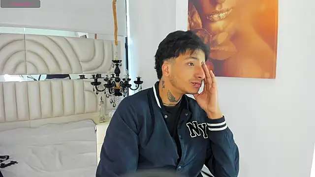 Snapshot of derek_devil24 chatting on 03-21-26, 12:10 derek devil24 online show from 03-21-26, 12:10