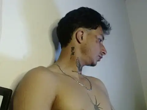 Snapshot of derek_devil24 chatting on 03-26-26, 11:10 derek devil24 online show from 03-26-26, 11:10