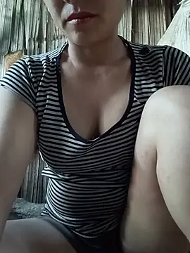 Snapshot of Mini3333 chatting on 06-23-26, 11:47 Mini3333 online show from 06-23-26, 11:47