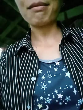 lucybaby00 online show from 07-08-26, 11:37