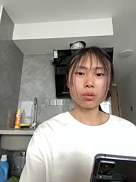 Snapshot of xiaoya8866 chatting on 05-30-26, 05:26 xiaoya8866 online show from 05-30-26, 05:26