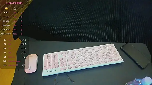 Cutiee Alicee online show from 04-04-26, 08:17