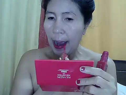Elara8309 online show from 05-19-26, 03:57