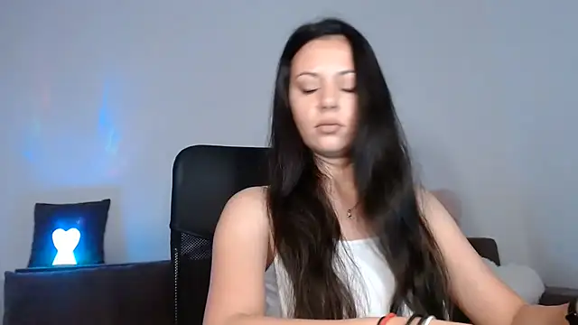 KIMBERLLY01 online show from 06-03-26, 04:37