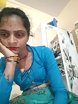 Snapshot of Sonam_dhakad chatting on 09-25-25, 06:28 Sonam dhakad online show from 09-25-25, 06:28