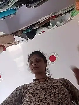 Snapshot of Sonam_dhakad chatting on 10-25-25, 08:33 Sonam dhakad online show from 10-25-25, 08:33