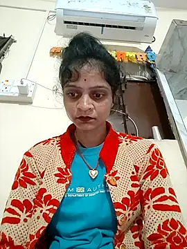 Snapshot of Sonam_dhakad chatting on 10-31-25, 07:48 Sonam dhakad online show from 10-31-25, 07:48