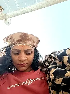 Snapshot of Sonam_dhakad chatting on 11-14-25, 05:06 Sonam dhakad online show from 11-14-25, 05:06