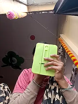 Snapshot of Sonam_dhakad chatting on 12-02-25, 05:13 Sonam dhakad online show from 12-02-25, 05:13