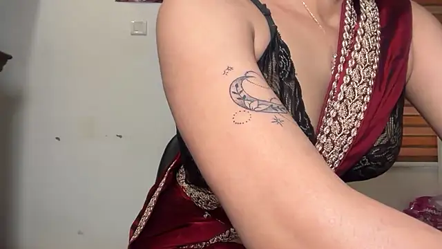 Snapshot of LucytheDevilQueen chatting on 03-04-26, 03:56 LucytheDevilQueen online show from 03-04-26, 03:56