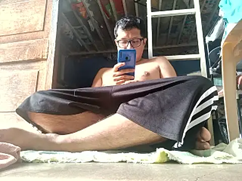 Snapshot of Kj_Gigolo chatting on 04-07-26, 01:22 Kj Gigolo online show from 04-07-26, 01:22