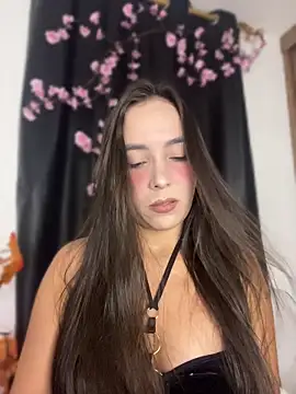 Scarlett05 online show from 05-13-26, 02:09