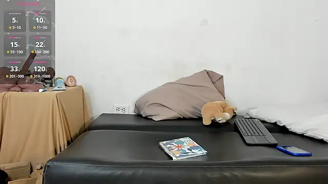 zarek lux online show from 11-26-25, 03:02