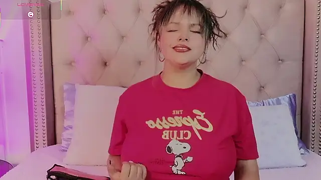 Snapshot of vintoria_cherry chatting on 03-10-26, 11:26 vintoria cherry online show from 03-10-26, 11:26