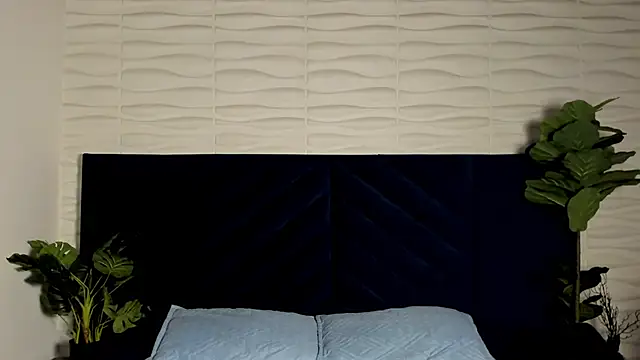 AustinJones  online show from 10-29-25, 01:57