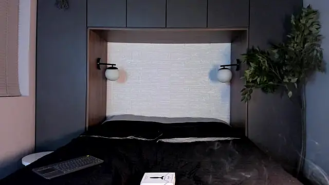 AustinJones  online show from 11-21-25, 07:34