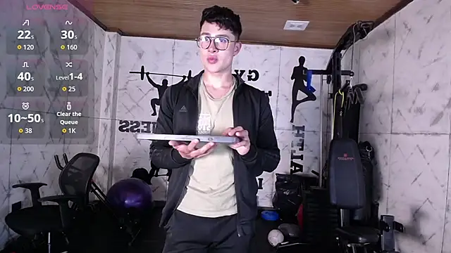 AustinJones  online show from 12-18-25, 07:09