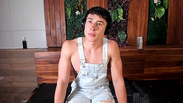 AustinJones  online show from 02-16-26, 07:10