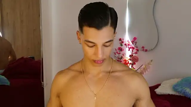 Snapshot of Troye_Williams chatting on 03-14-26, 02:33 Troye Williams online show from 03-14-26, 02:33